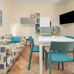 Agata Con Terrazza E Giardino דירה
