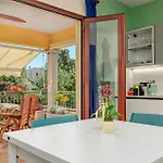 Апартаменты Agata Con Terrazza E Giardino Порто-Оттиолу