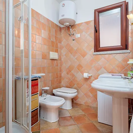 Agata Con Terrazza E Giardino *