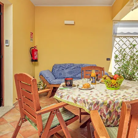 Agata Con Terrazza E Giardino Porto Ottiolu
